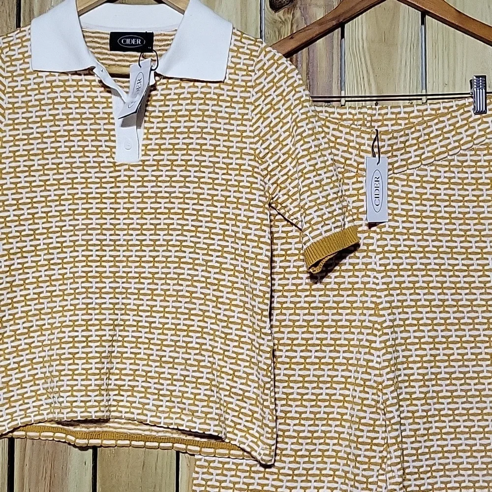 NWT Cider Yellow & White Knit Pantsuit Set - Picture 3 of 5
